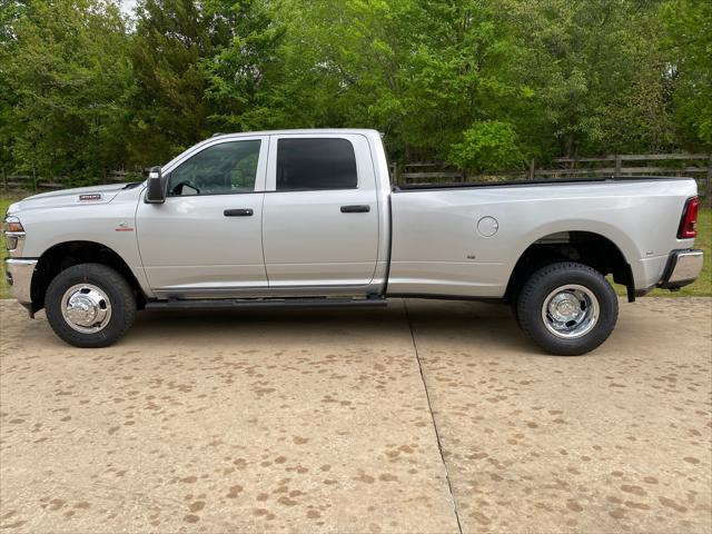 2026 RAM Ram 3500 RAM 3500 TRADESMAN CREW CAB 4X4 8 BOX