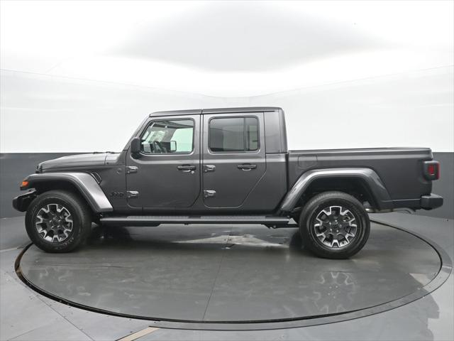 2026 Jeep Gladiator GLADIATOR SAHARA 4X4