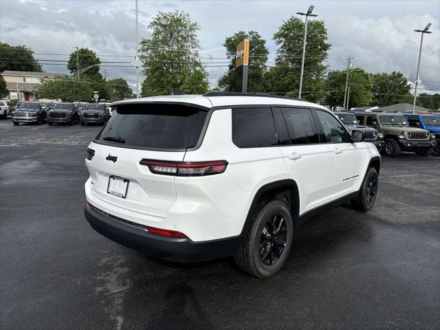 2026 Jeep Grand Cherokee Altitude 4x4