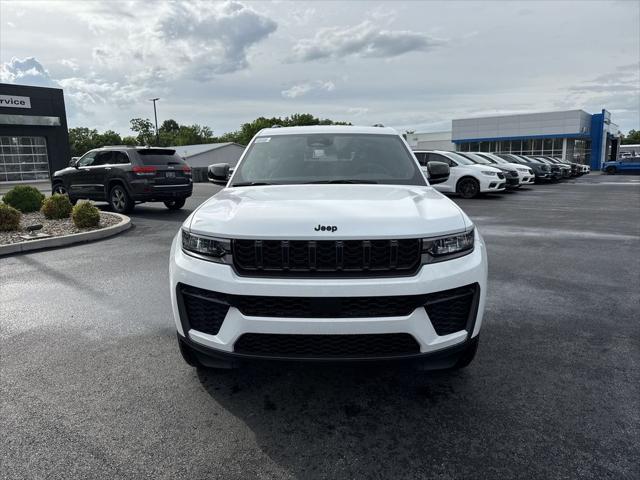 2026 Jeep Grand Cherokee Altitude 4x4