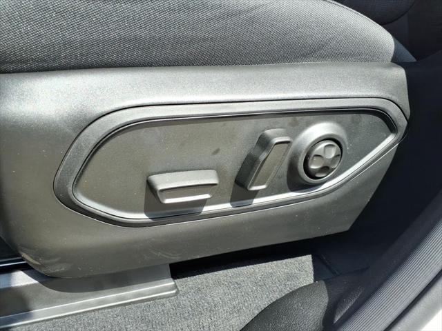 2026 Jeep Grand Cherokee Laredo 4x4