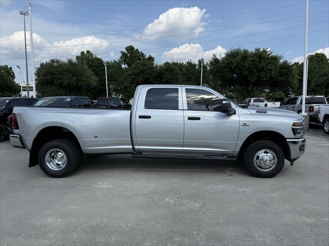 2026 RAM Ram 3500 RAM 3500 TRADESMAN CREW CAB 4X4 8 BOX