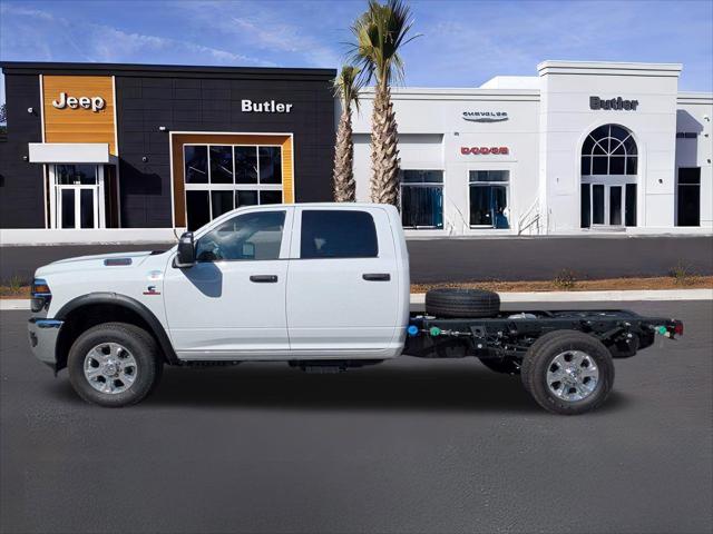 2026 RAM Ram 3500 Chassis Cab RAM 3500 TRADESMAN CREW CAB CHASSIS 4X4 60 CA