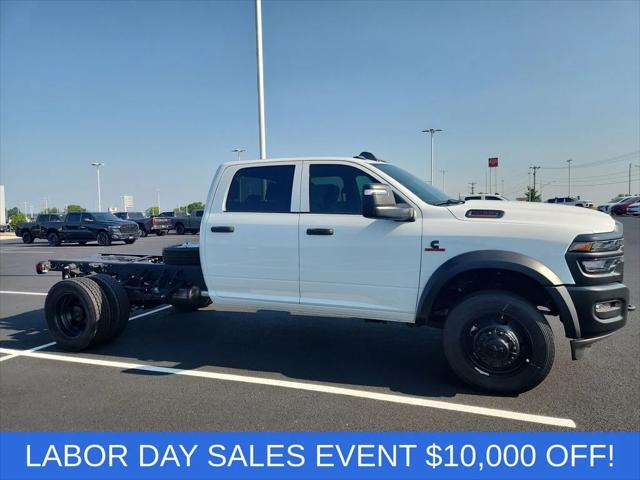 2026 RAM 5500 Chassis RAM 5500 TRADESMAN CHASSIS CREW CAB 4X4 60 CA