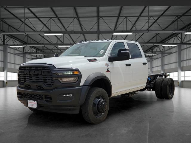 2026 RAM Ram 5500 Chassis Cab RAM 5500 TRADESMAN CHASSIS CREW CAB 4X4 60 CA