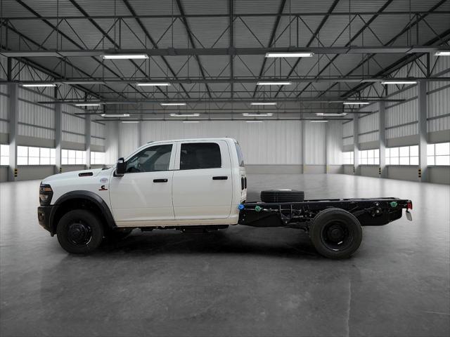 2026 RAM Ram 5500 Chassis Cab RAM 5500 TRADESMAN CHASSIS CREW CAB 4X4 60 CA