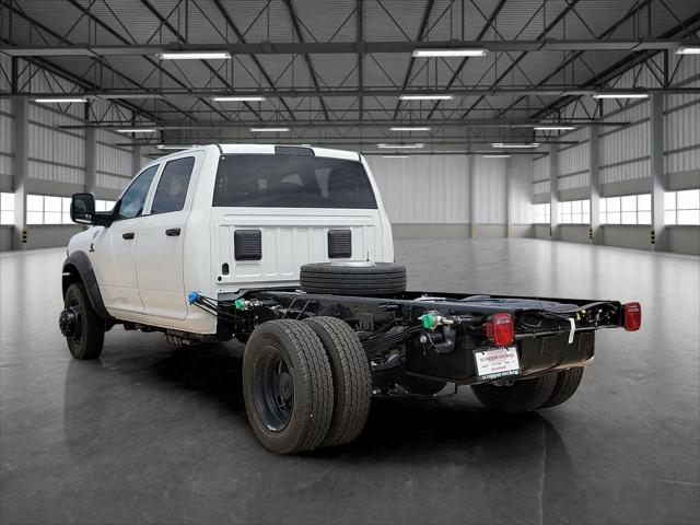 2026 RAM Ram 5500 Chassis Cab RAM 5500 TRADESMAN CHASSIS CREW CAB 4X4 60 CA