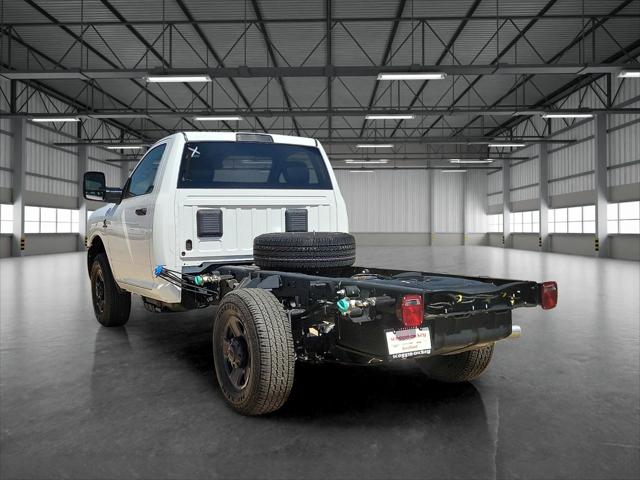 2026 RAM Ram 3500 Chassis Cab RAM 3500 TRADESMAN CHASSIS REGULAR CAB 4X4 60 CA