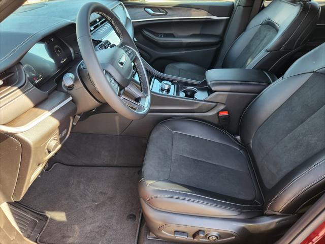 2026 Jeep Grand Cherokee L Altitude 4x4