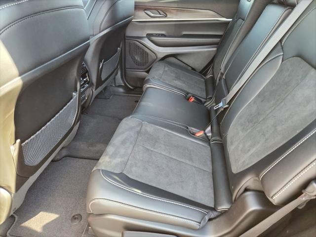 2026 Jeep Grand Cherokee L Altitude 4x4