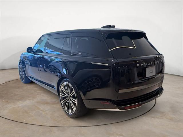 2026 Land Rover Range Rover P530 SE 7 Seat