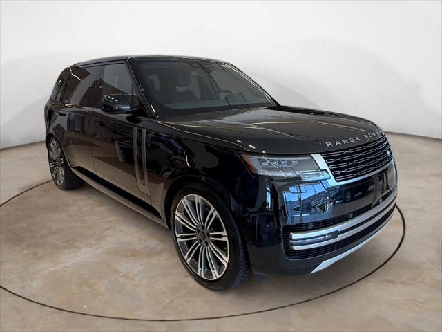 2026 Land Rover Range Rover P530 SE 7 Seat
