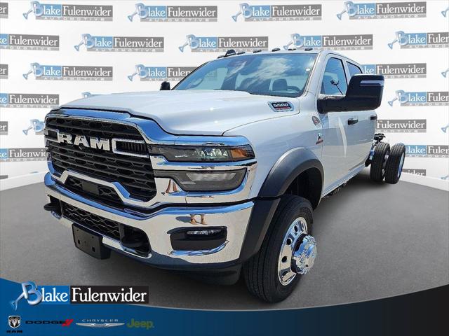 2026 RAM 5500 Chassis RAM 5500 TRADESMAN CHASSIS CREW CAB 4X4 84 CA