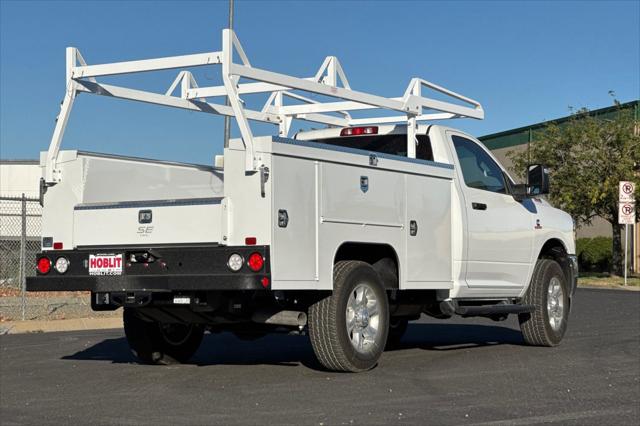 2026 RAM Ram 3500 Chassis Cab RAM 3500 TRADESMAN CHASSIS REGULAR CAB 4X4 60 CA