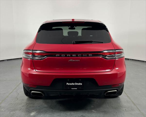 2020 Porsche Macan Unknown