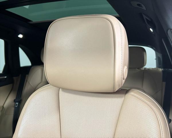 2020 Porsche Macan Unknown