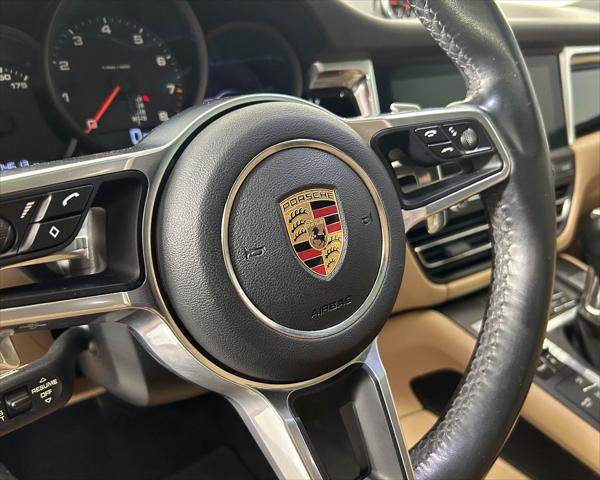 2020 Porsche Macan Unknown