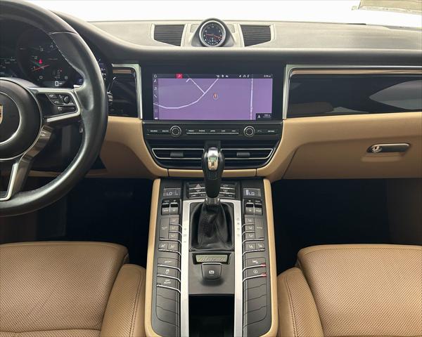 2020 Porsche Macan Unknown