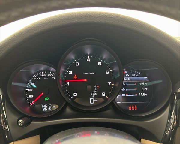 2020 Porsche Macan Unknown