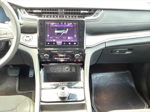 2026 Jeep Grand Cherokee GRAND CHEROKEE L LAREDO 4X2