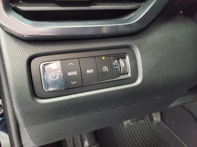 2026 GMC Acadia AT4 AWD
