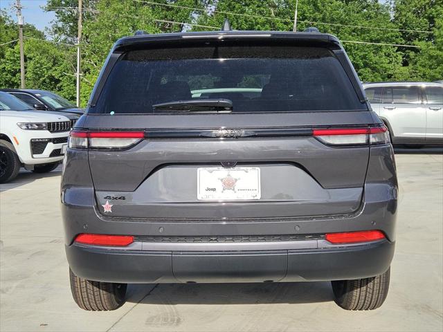 2026 Jeep Grand Cherokee Altitude 4x4
