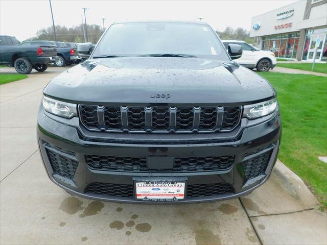 2026 Jeep Grand Cherokee Altitude 4x4