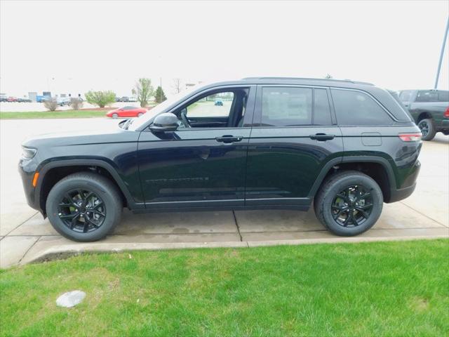 2026 Jeep Grand Cherokee Altitude 4x4
