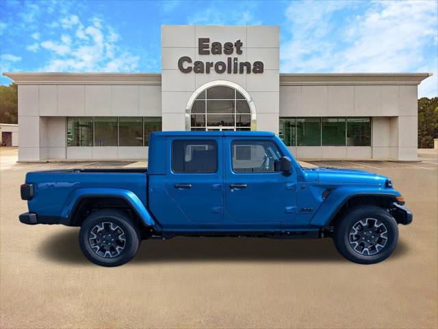 2026 Jeep Gladiator GLADIATOR SAHARA 4X4
