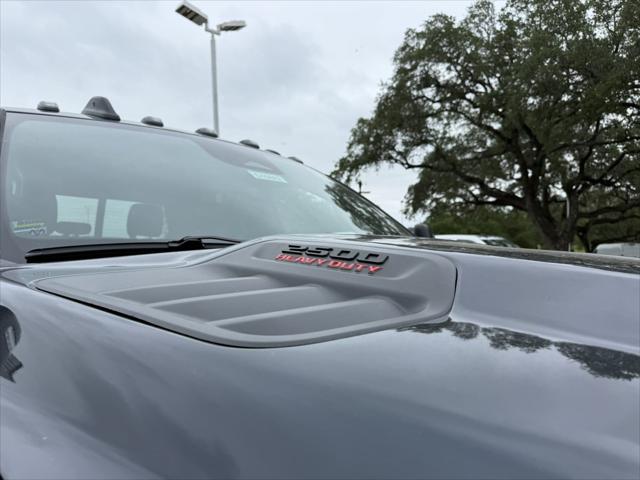 2026 RAM 2500 RAM 2500 BLACK EXPRESS CREW CAB 4X4 64 BOX