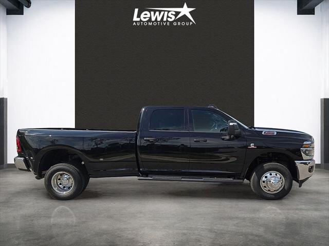 2026 Ram 3500 Tradesman Crew Cab 4x4 8' Box