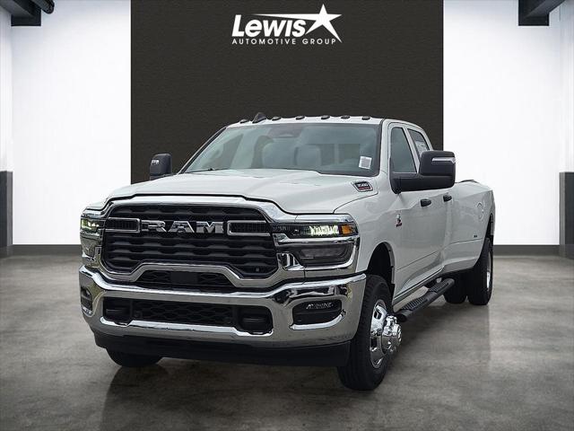 2026 Ram 3500 Tradesman Crew Cab 4x4 8' Box for sale in Fayetteville, AR