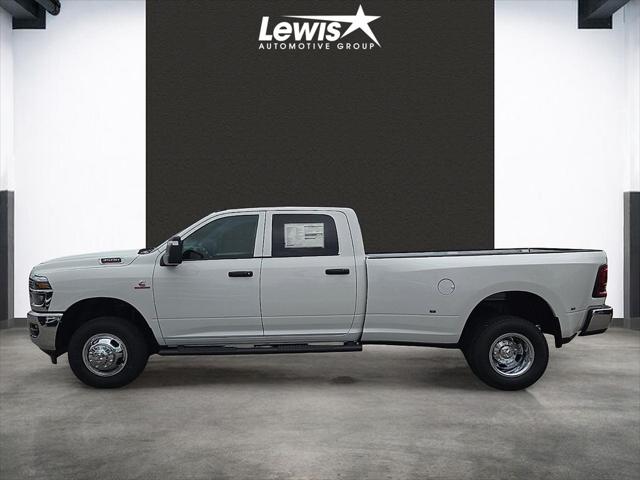 2026 Ram 3500 Tradesman Crew Cab 4x4 8' Box