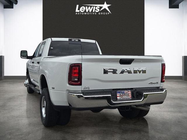 2026 Ram 3500 Tradesman Crew Cab 4x4 8' Box