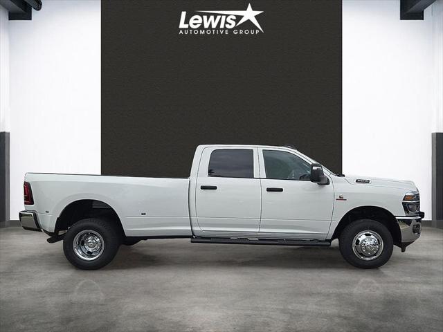 2026 Ram 3500 Tradesman Crew Cab 4x4 8' Box