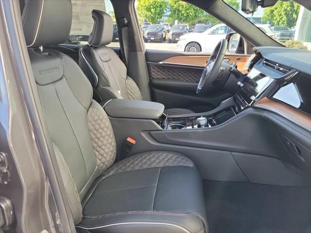 2026 Jeep Grand Cherokee Summit 4x4