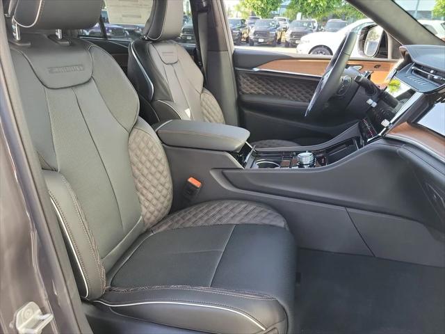 2026 Jeep Grand Cherokee Summit 4x4