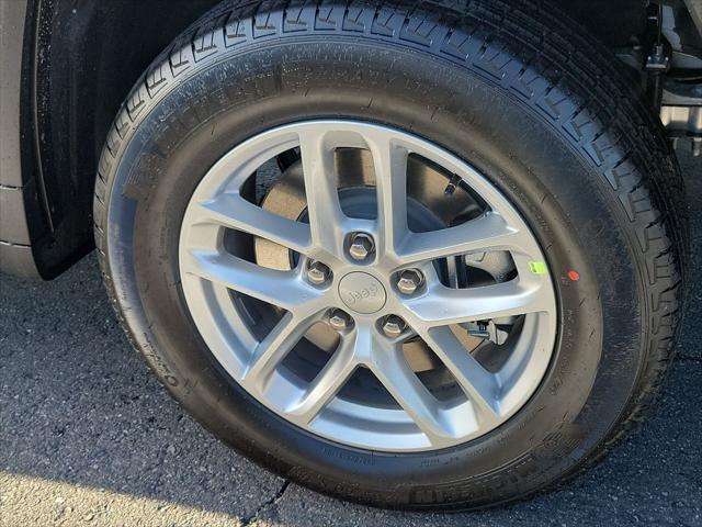 2026 Jeep Grand Cherokee L GRAND CHEROKEE L LAREDO X 4X4