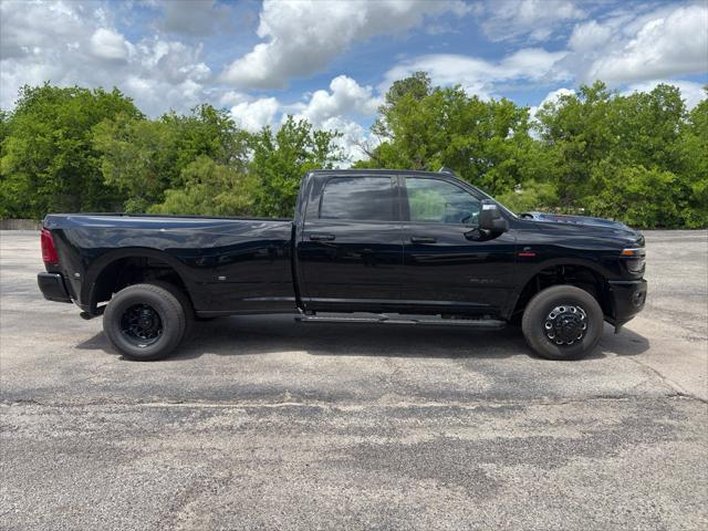 2026 RAM Ram 3500 RAM 3500 LARAMIE CREW CAB 4X4 8 BOX
