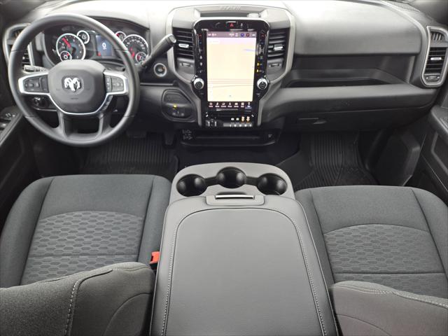 2026 RAM Ram 3500 RAM 3500 TRADESMAN CREW CAB 4X4 8 BOX