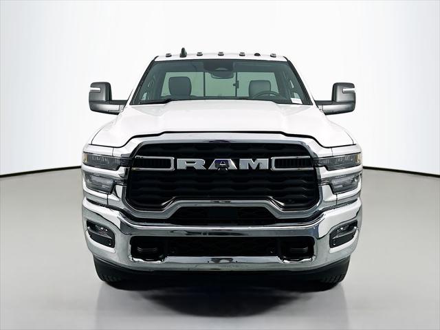 2026 RAM Ram 3500 RAM 3500 TRADESMAN REGULAR CAB 4X4 8 BOX