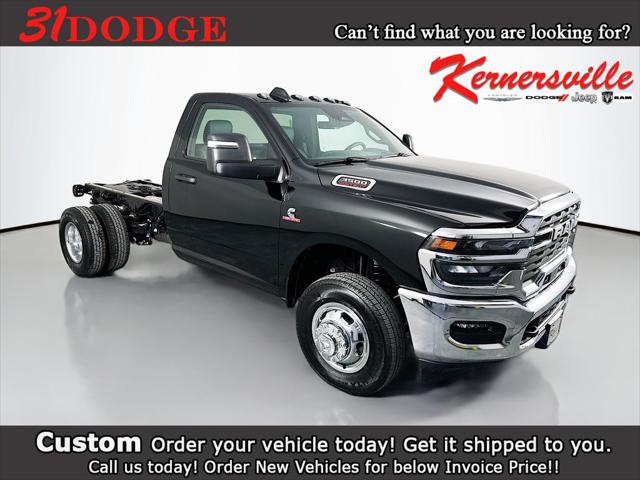 2026 RAM Ram 3500 Chassis Cab RAM 3500 TRADESMAN CHASSIS REGULAR CAB 4X4 60 CA