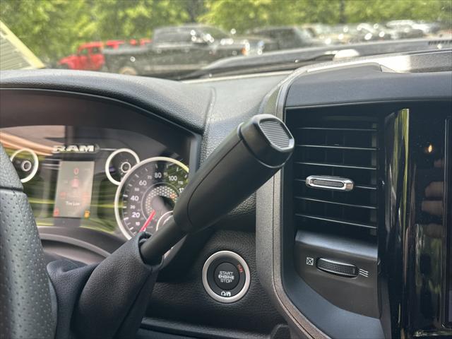 2026 Ram 2500 Black Express Crew Cab 4x4 6'4" Box
