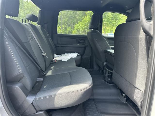 2026 Ram 2500 Black Express Crew Cab 4x4 6'4" Box