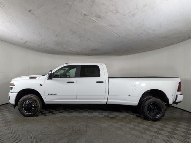 2026 RAM Ram 3500 RAM 3500 BIG HORN CREW CAB 4X4 8 BOX