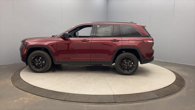 2026 Jeep Grand Cherokee GRAND CHEROKEE LAREDO ALTITUDE 4X4