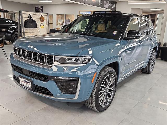 2026 Jeep Grand Cherokee GRAND CHEROKEE SUMMIT 4X4