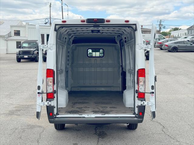 2026 Ram ProMaster Cargo Van Tradesman High Roof 159" WB EXT w/Pass Seat