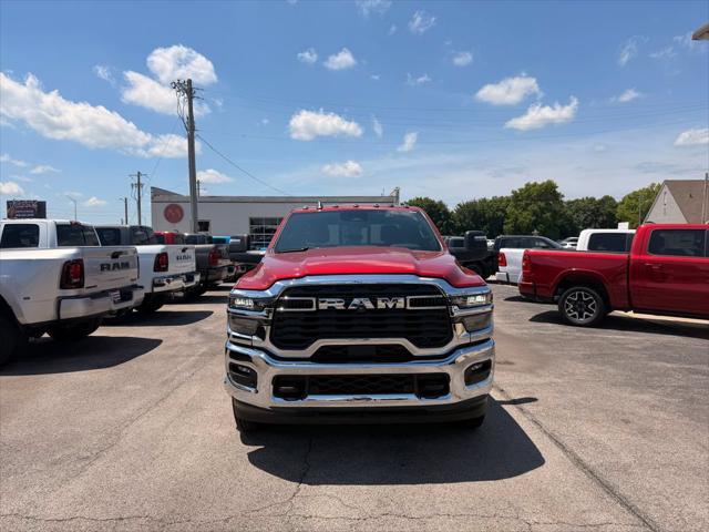 2026 RAM Ram 3500 RAM 3500 TRADESMAN CREW CAB 4X4 8 BOX