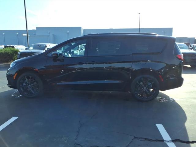 2026 Chrysler Pacifica PACIFICA LIMITED AWD